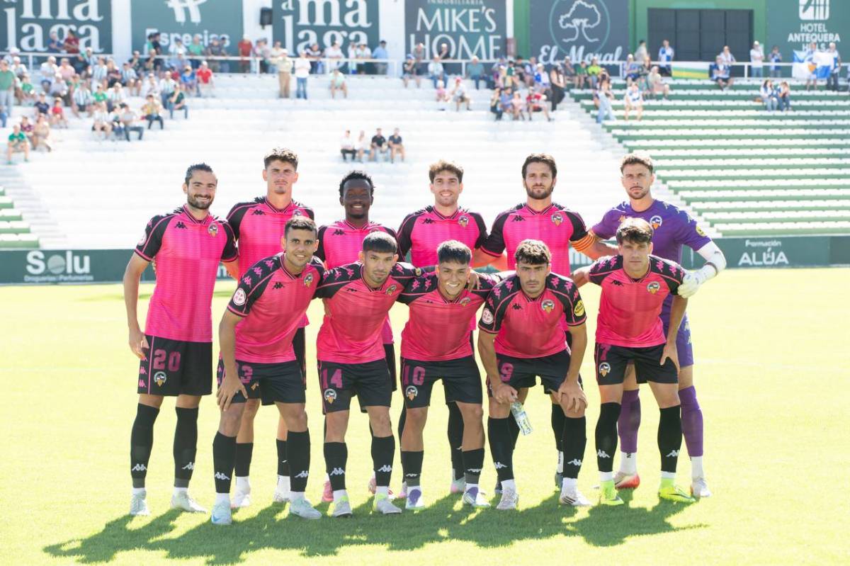 L`onze inicial dels arlequinats a Antequera - CES L`onze inicial dels arlequinats a Antequera