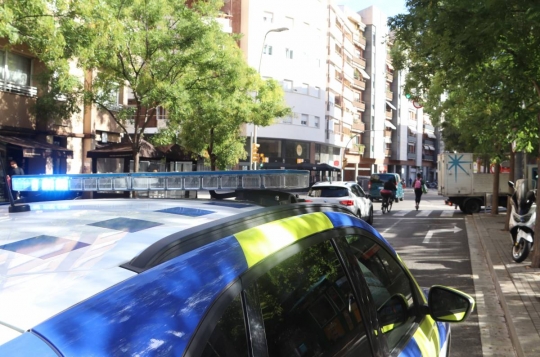 Un conductor perd el control del cotxe i deixa nou ferits a l'Hospitalet de Llobregat