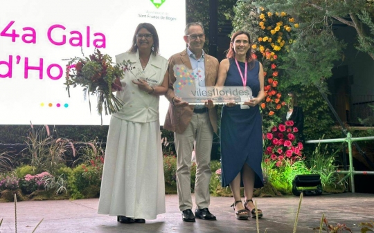 Reus revalida el màxim guardó de Viles Florides i serà la seu del certamen el 2026