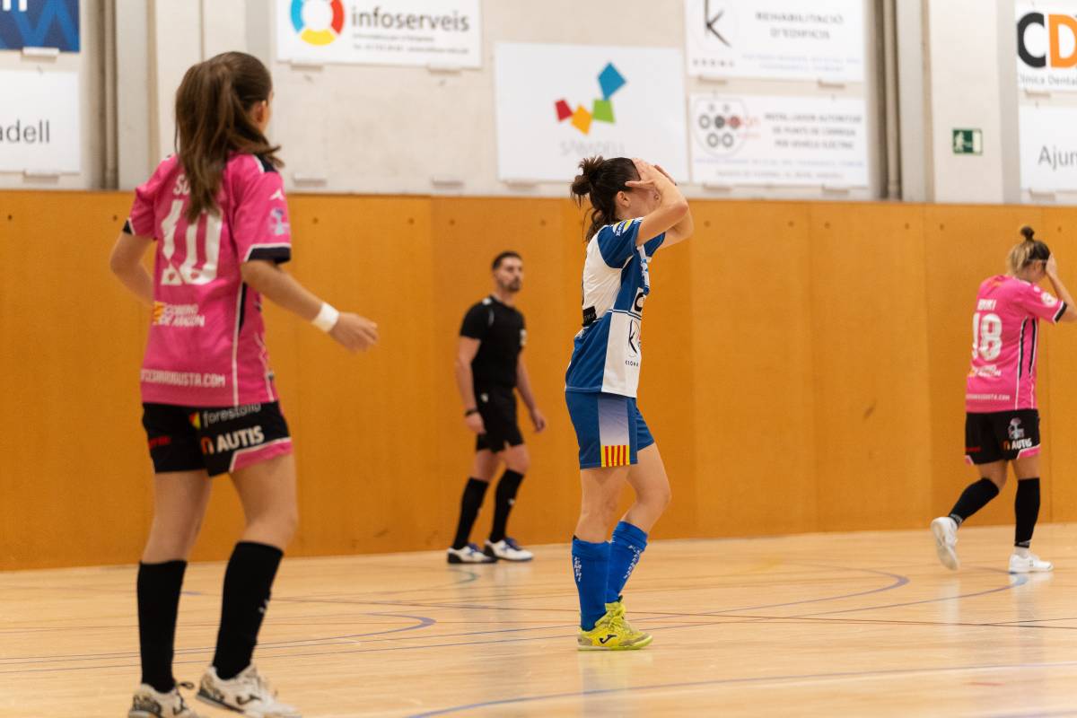 El FS Sabadell Femení cau clarament en la visita del Cesar Augusta a Can Balsach