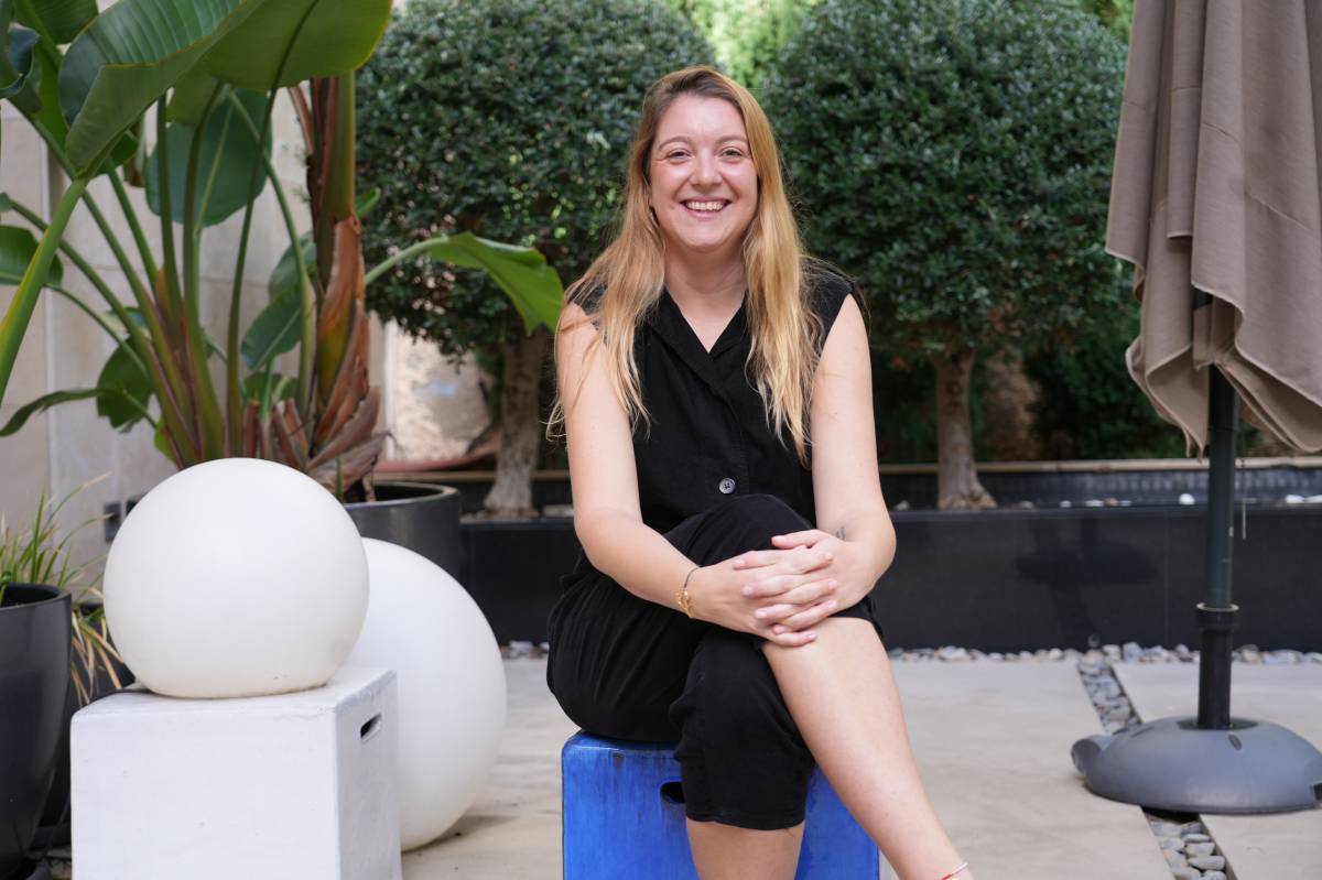 Natalia Castro guanya el Premi Anagrama d'assaig del 2025 per «La fiesta del fin del mundo»