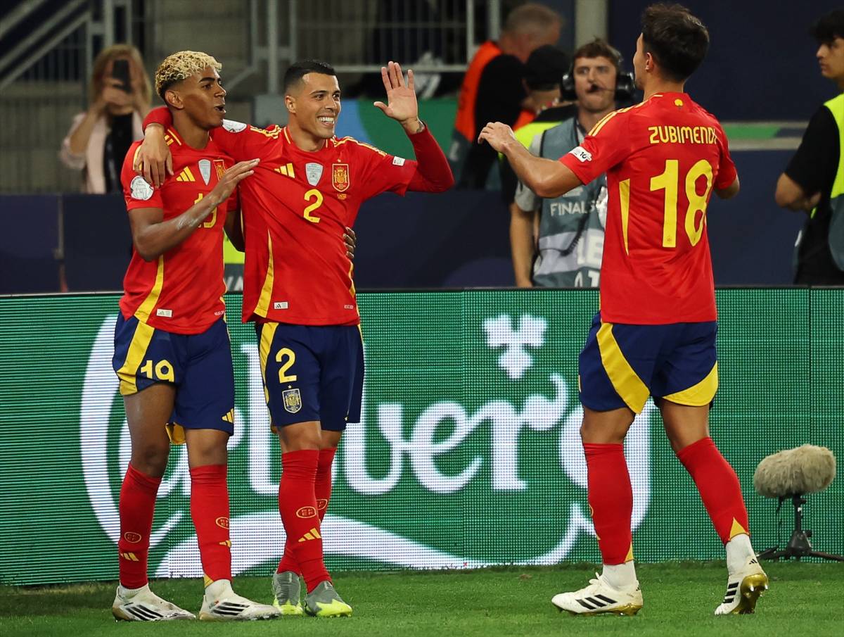 Onada de catalanofòbia pel partit de la selecció espanyola en català a La 1: «Animarem a Bulgària»
