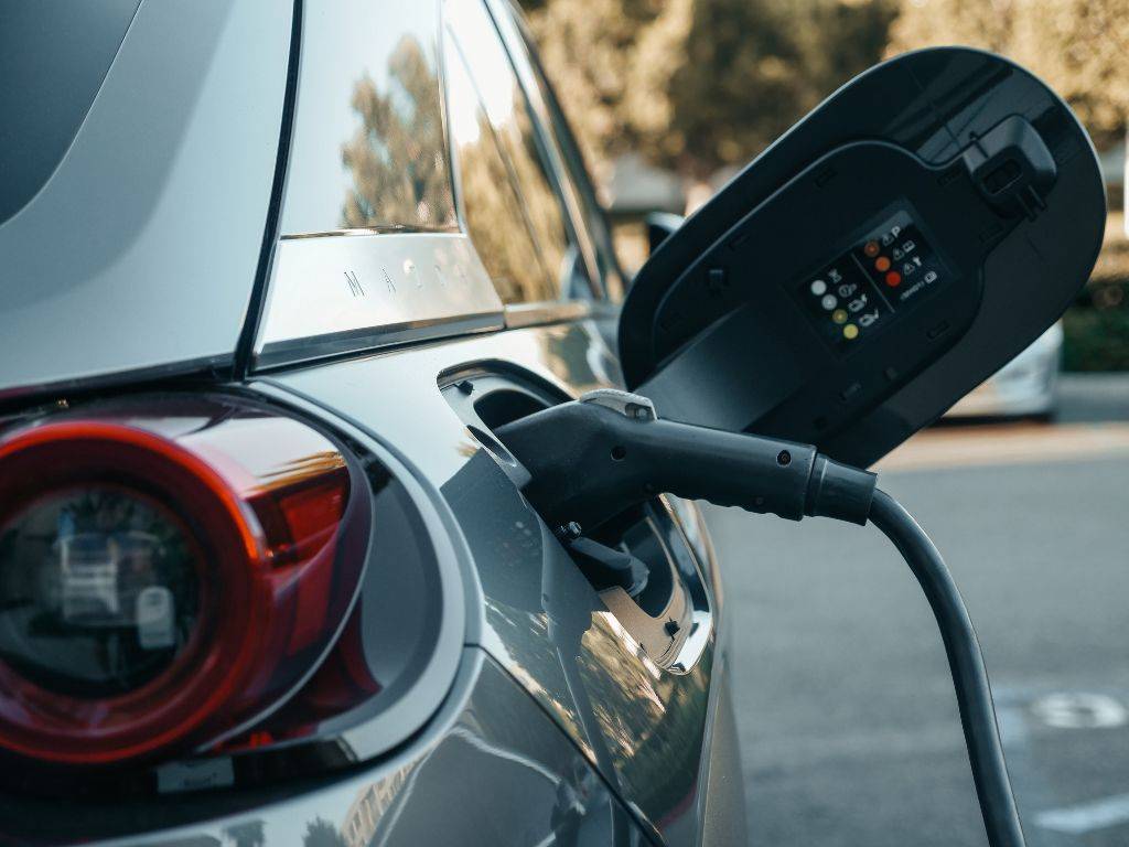 Catalunya accelera la mobilitat elèctrica per guanyar sostenibilitat i competitivitat
