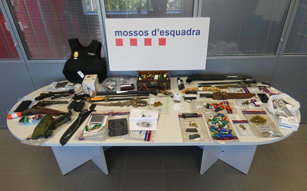 Detenen un grup criminal a Valls especialitzat en la venda de substàncies estupefaents