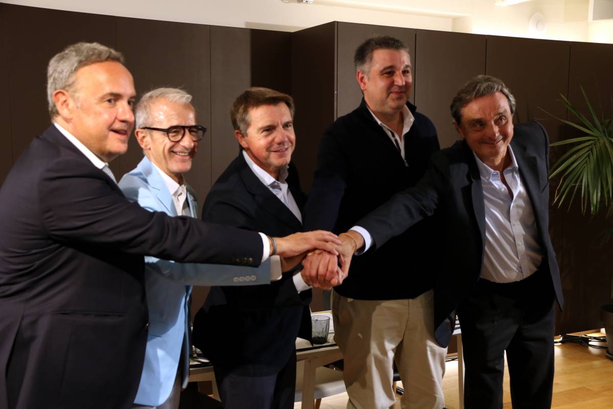 La patronal de la restauració carrega contra Sanitat pel veto del tabac a les terrasses