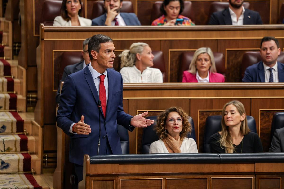 «Ànims, Alberto»: Sánchez se'n riu de Feijóo en la sessió de control al Congrés