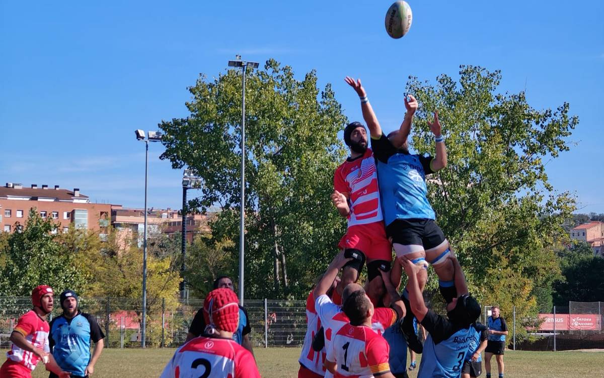 El Rugby Manresa celebra 15 anys amb una jornada festiva i un partit ajustat contra el Badalona RC