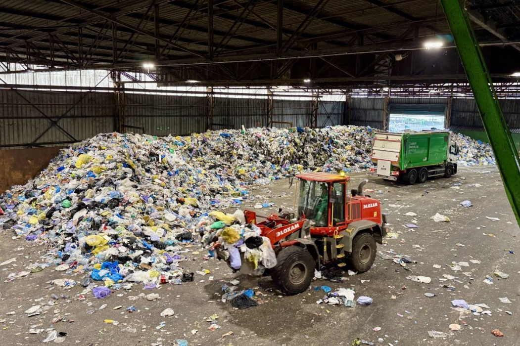 L'AMB construirà una desena de noves plantes de reciclatge i remodelarà els ecoparcs actuals