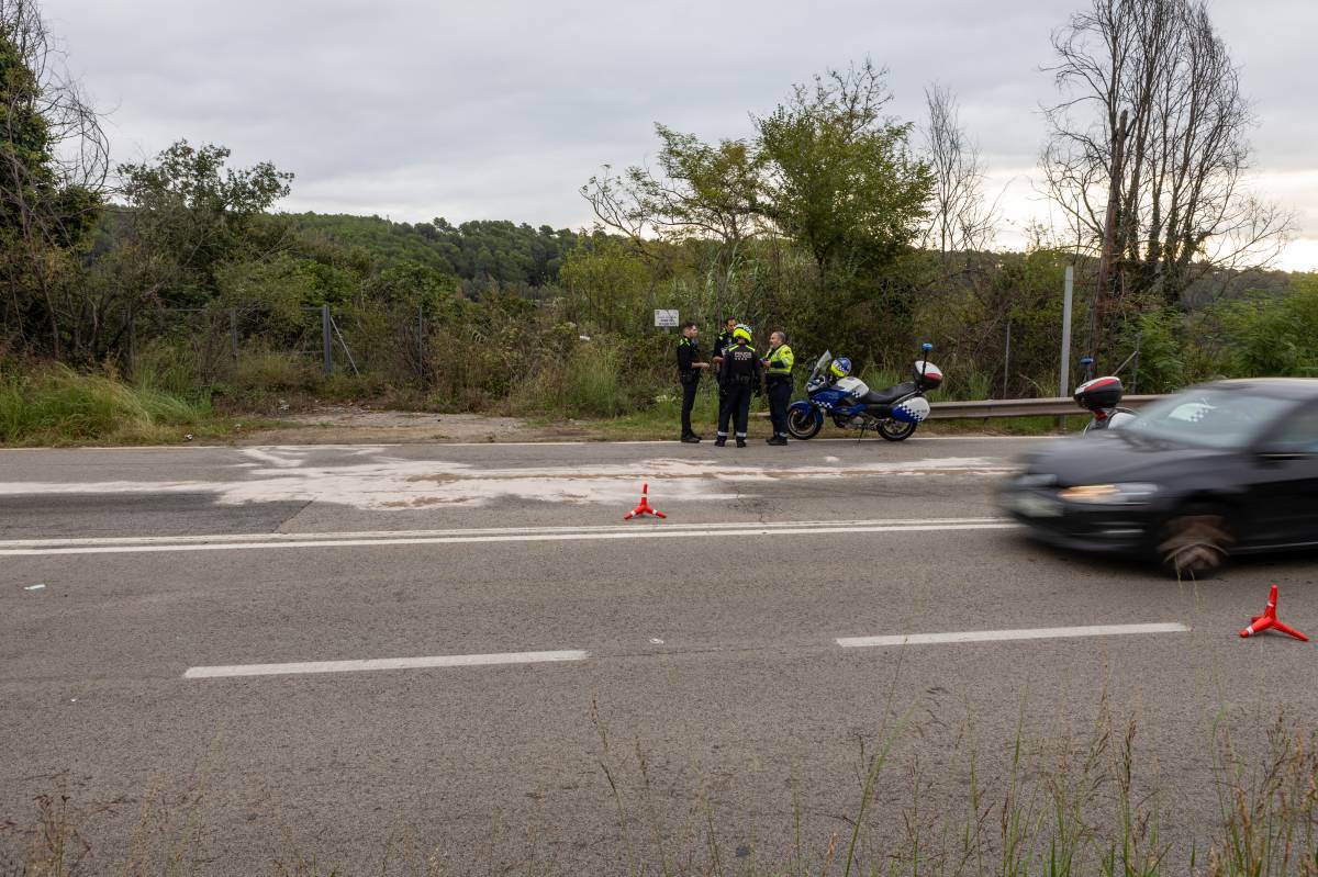 Accident a la B-124 entre Castellar i Sabadell - Juanma Peláez Accident a la B-124 entre Castellar i Sabadell