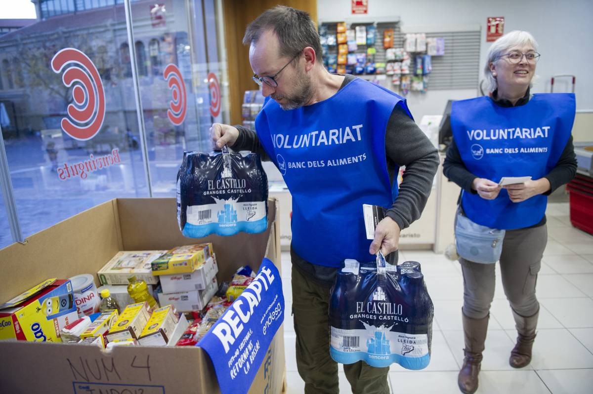 El Banc d'Aliments busca voluntaris: "El Gran Recapte és el que ens salva la temporada"