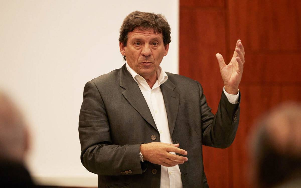 «Els clubs catalans de futbol estan pagant amb els seus diners la corrupció de la Federació»