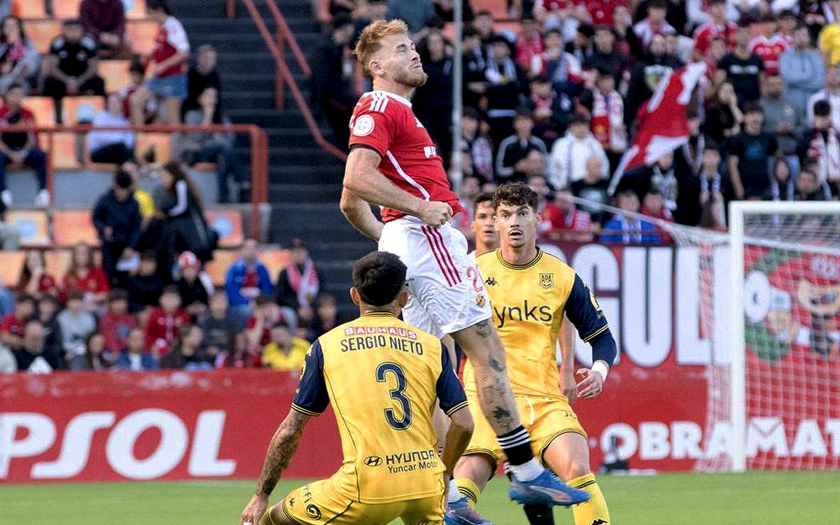 El Nàstic s’immola en el temps de descompte i perd contra l’Alcorcón