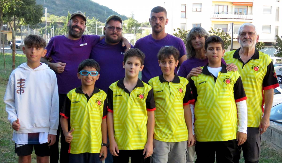 El Barecillo i Olius Júnior van disputar la 4a jornada de la 17a Lliga de Bitlles del Solsonès - El Barecillo i Olius Júnior van disputar la 4a jornada de la 17a Lliga de Bitlles del Solsonès