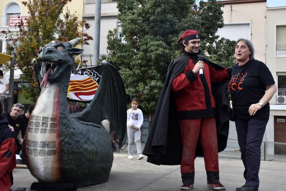 FOTOS | Diada del 15è aniversari de la refundació del Drac Baluk Astharot i diables de Ca n'Aurell