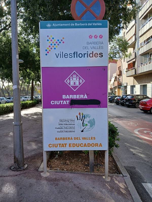 Enèsim atac contra els cartells de “Barberà Ciutat Feminista”