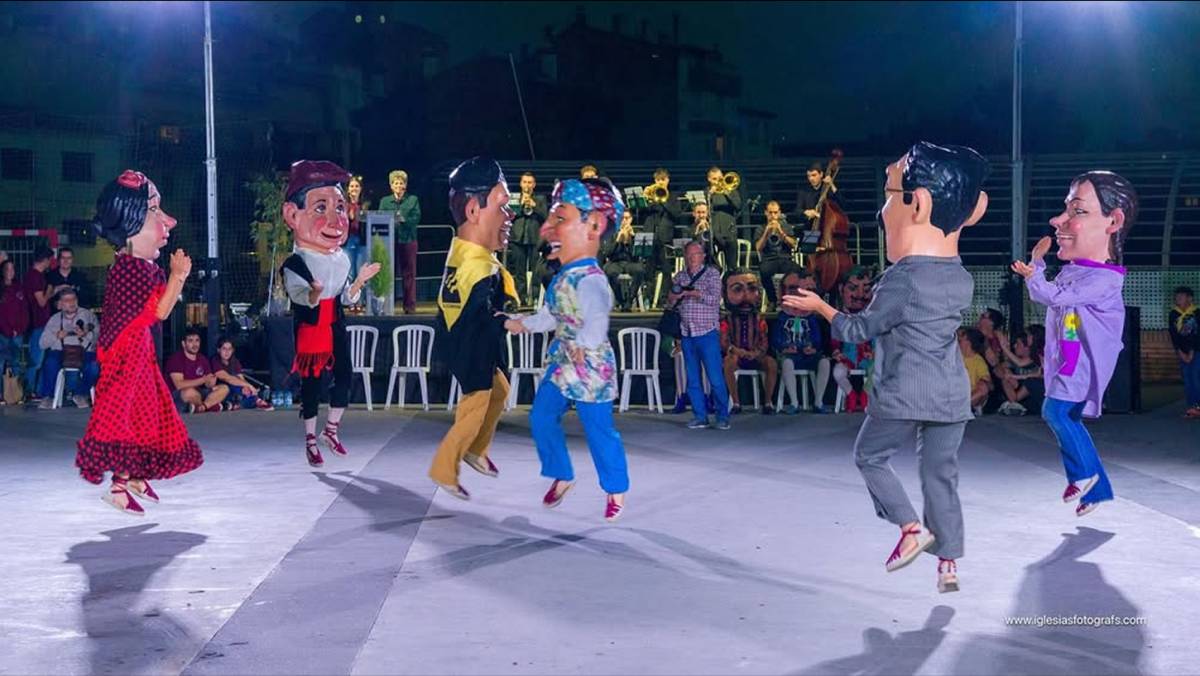 Els Nans de Puig-reig estrenen el nou ball musicat per Josep Maria Conangla