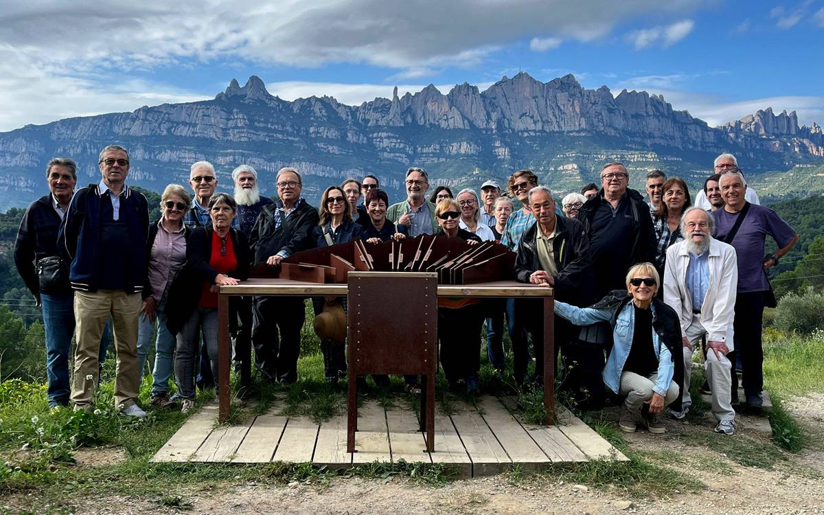 Una caminada pel Camí del Vilar fa viure el patrimoni de Castellbell i el Vilar