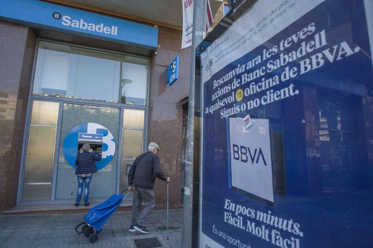 Pendents del resultat de l’opa del BBVA al Banc Sabadell, que es publicarà divendres