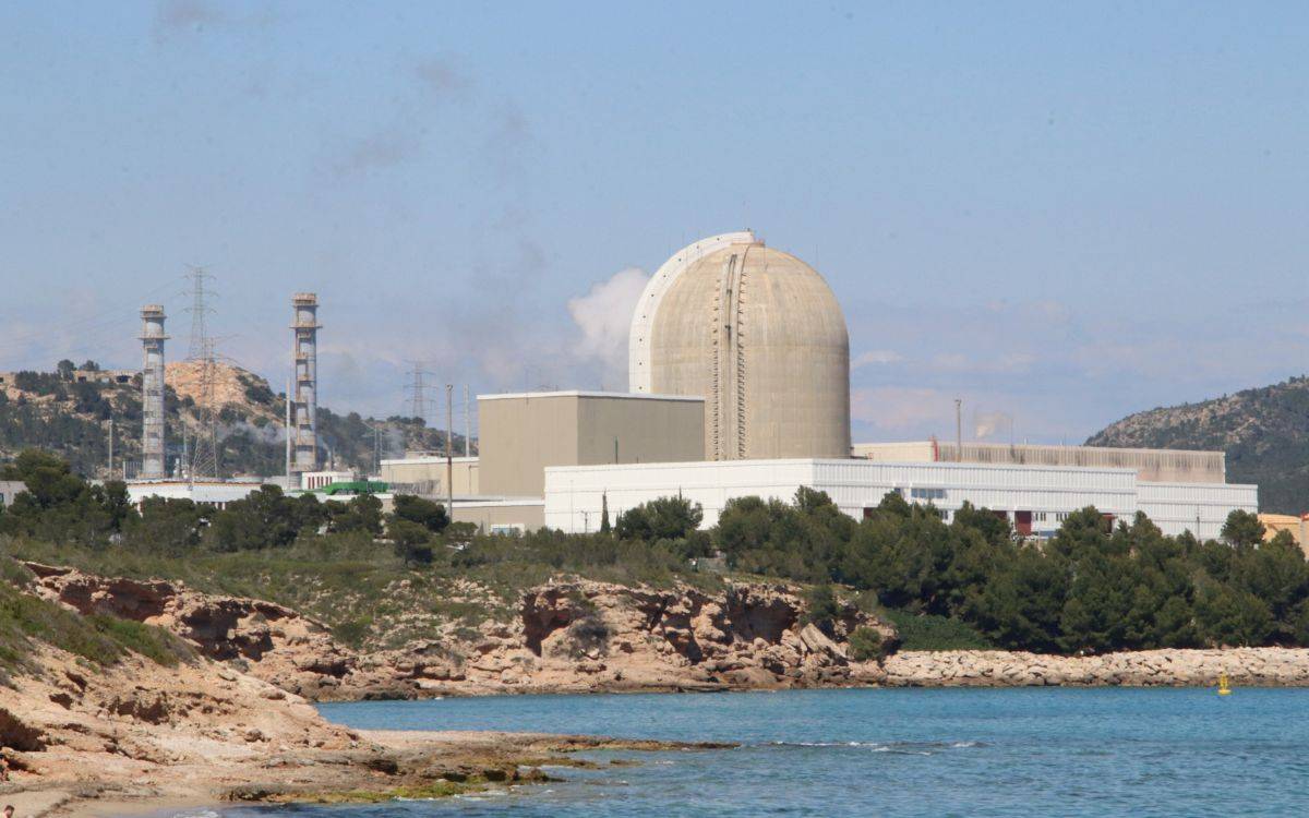 Greenpeace i Ecologistes en Acció denuncien l'allargament de vida de les centrals nuclears