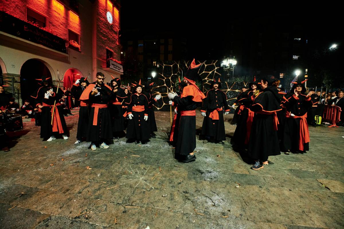 L`Infernàlia omple d`espurnes Barberà - Cedida L`Infernàlia omple d`espurnes Barberà