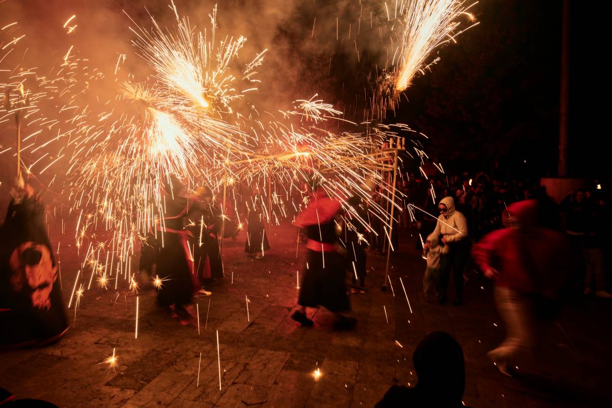 L`Infernàlia omple d`espurnes Barberà - Cedida L`Infernàlia omple d`espurnes Barberà