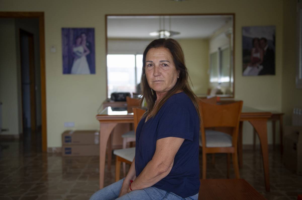 Estafada, enfrontada a un desnonament, i amb tendències suïcides: "De la meva mare se n'ha aprofitat tothom"
