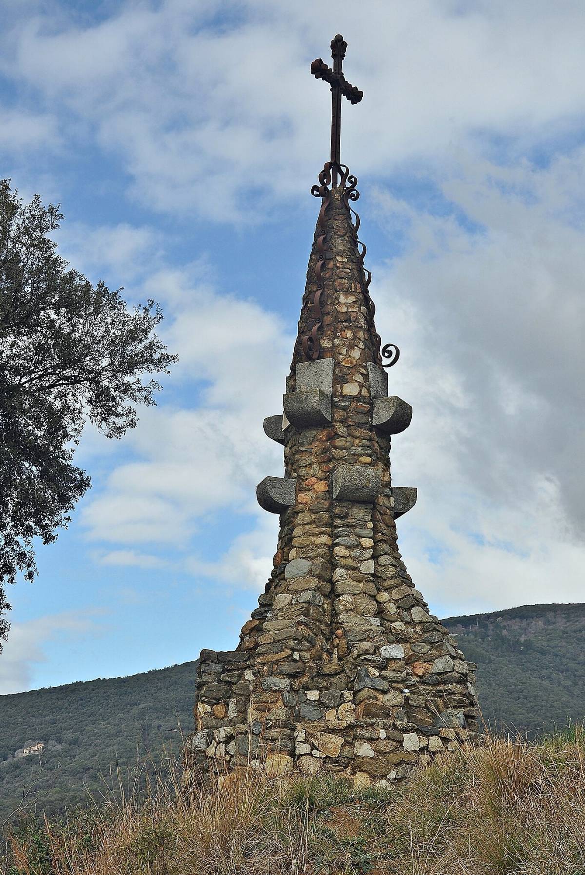 Creu de Sant Guillem a Campins - Wikimedia Creu de Sant Guillem a Campins