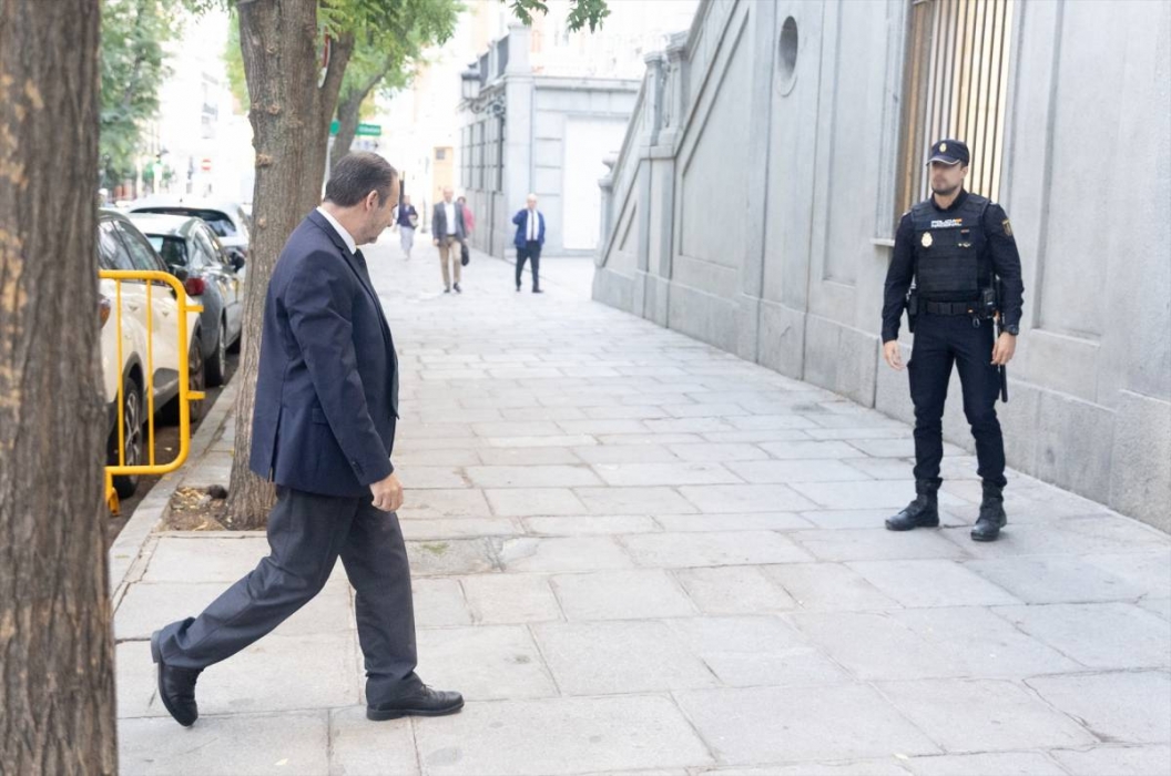 Ábalos es nega a declarar al Suprem i la Fiscalia no demana presó preventiva