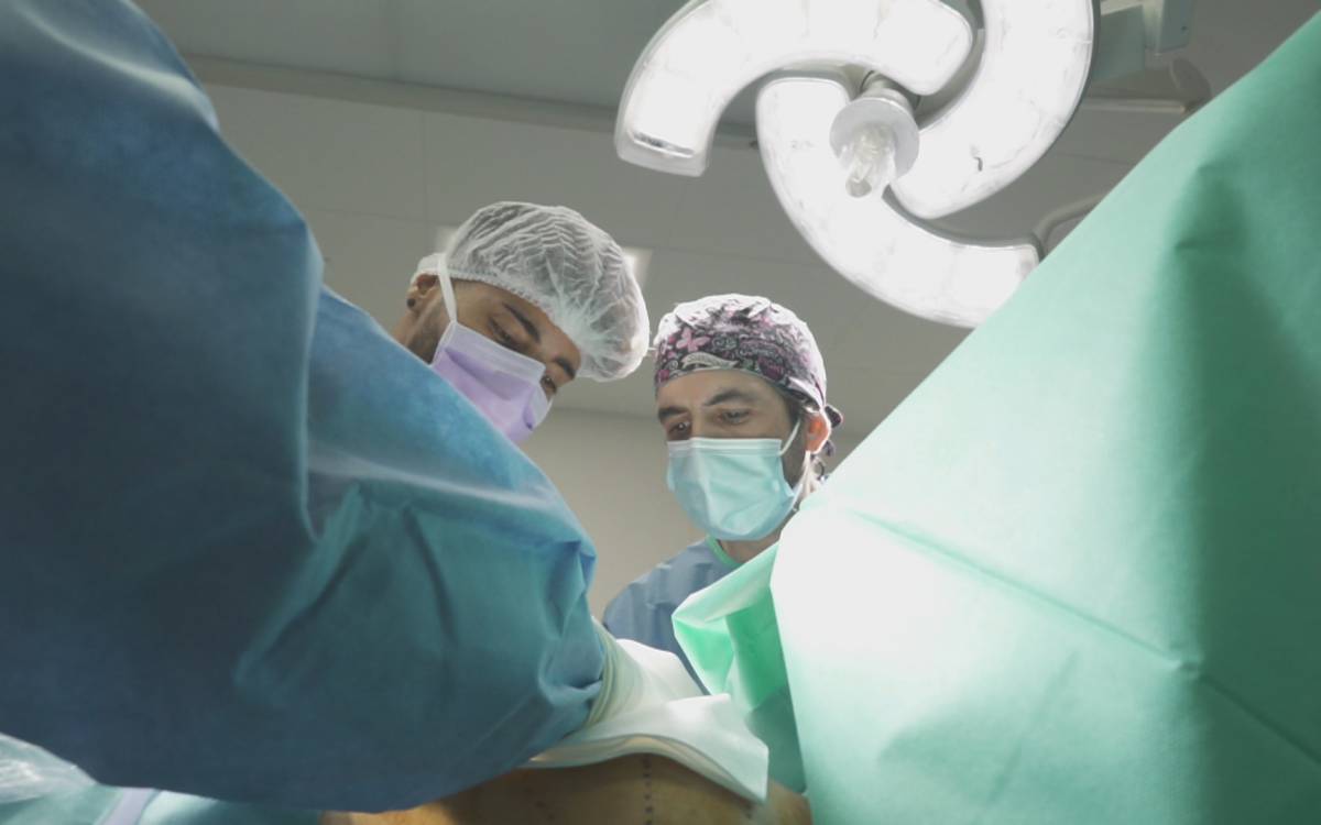 Una cirurgia endoscòpica de mama a l`Hospital Universitari de Vic. - Hospital de Vic Una cirurgia endoscòpica de mama a l`Hospital Universitari de Vic.