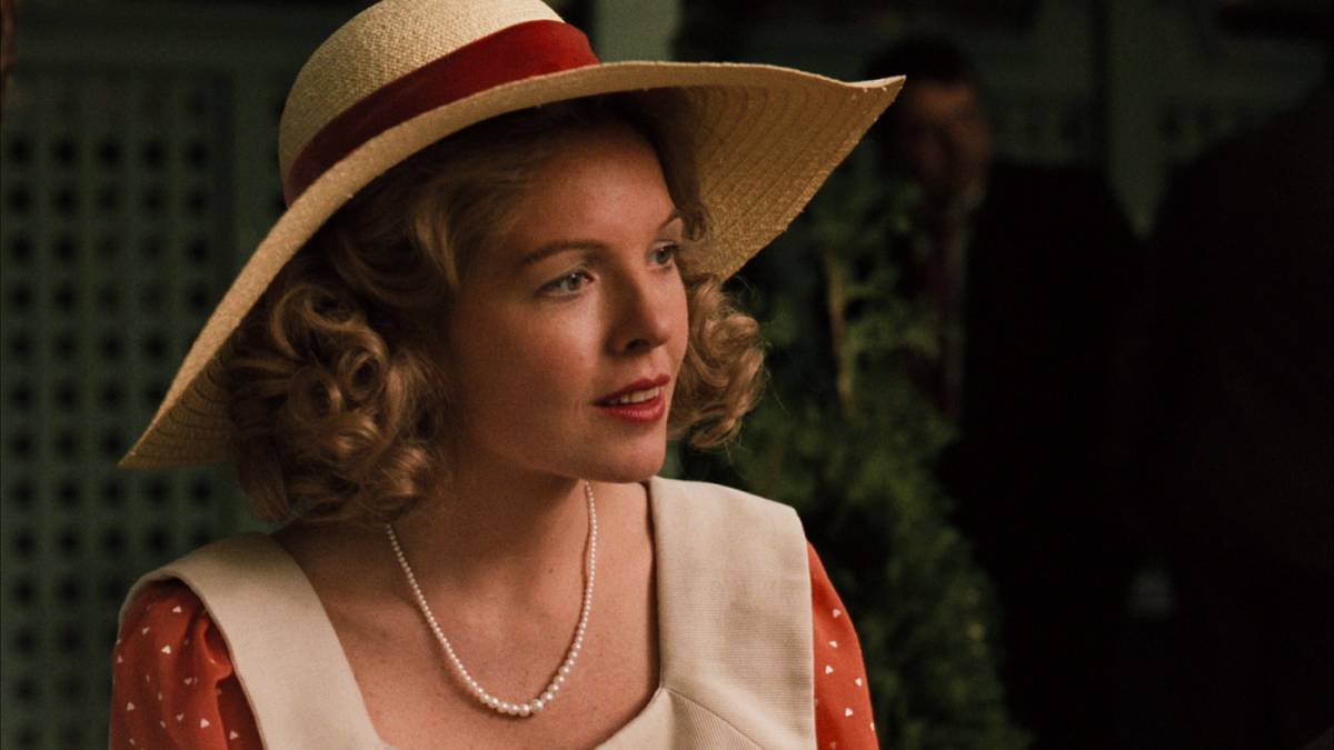 Diane Keaton com a Kay Adams a The Godfather - Paramount Pictures Diane Keaton com a Kay Adams a The Godfather