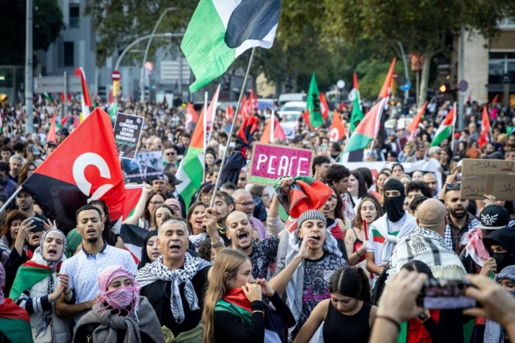 Les millors imatges de la manifestació propalestina de Barcelona
