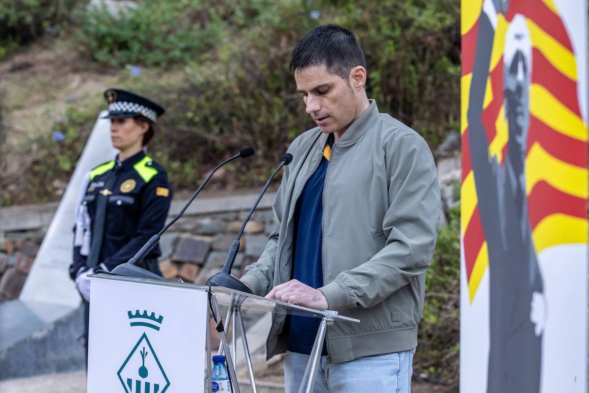 Memorial Lluís Companys a la masia de Can Rull - Juanma Peláez Memorial Lluís Companys a la masia de Can Rull