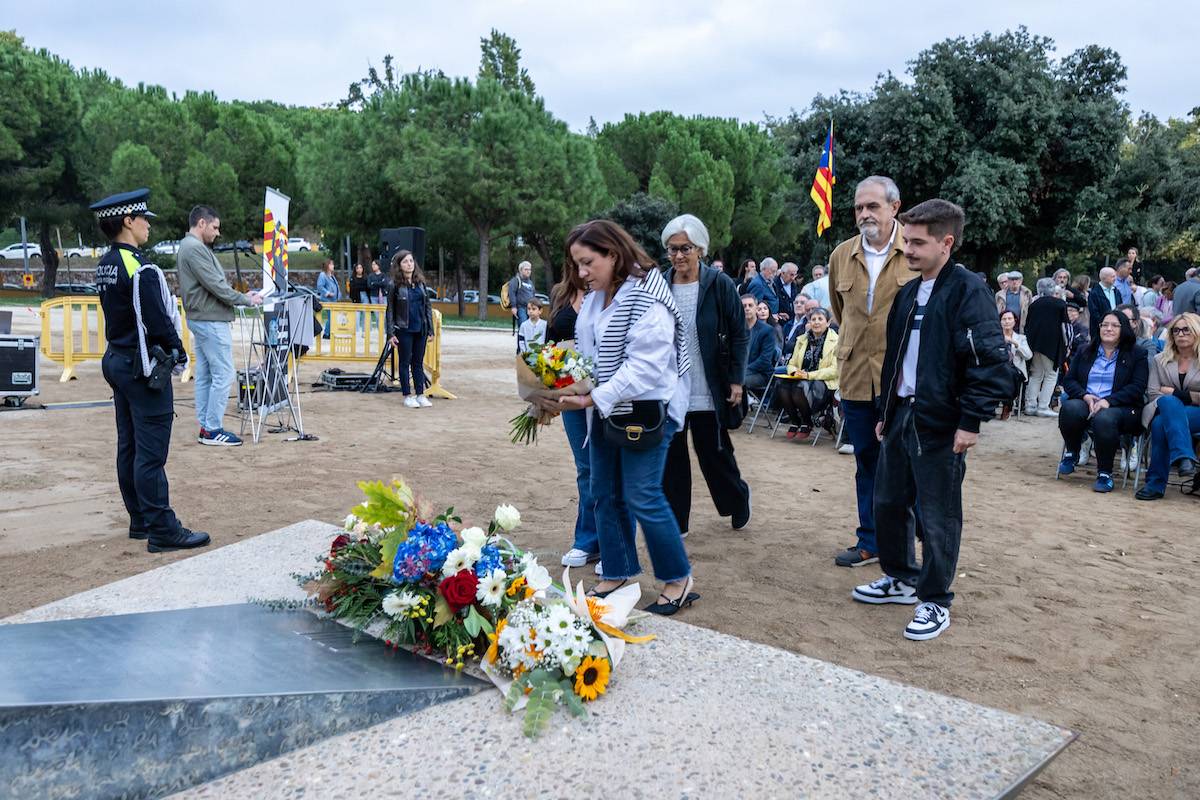 Memorial Lluís Companys a la masia de Can Rull - Juanma Peláez Memorial Lluís Companys a la masia de Can Rull