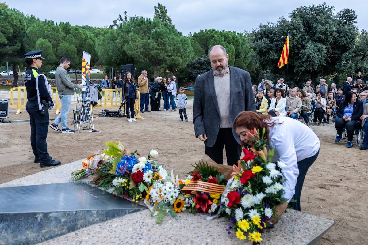 Memorial Lluís Companys a la masia de Can Rull - Juanma Peláez Memorial Lluís Companys a la masia de Can Rull