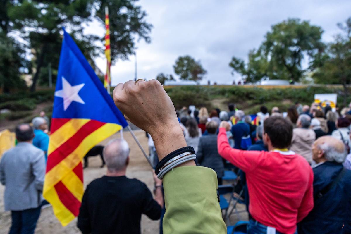 Memorial Lluís Companys a la masia de Can Rull - Juanma Peláez Memorial Lluís Companys a la masia de Can Rull