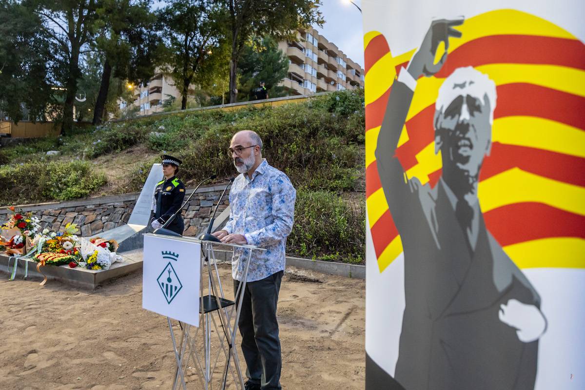 Memorial Lluís Companys a la masia de Can Rull - Juanma Peláez Memorial Lluís Companys a la masia de Can Rull
