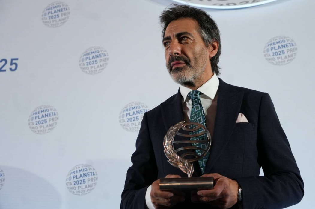 Juan del Val guanya el Premi Planeta amb la novel·la «Vera, una historia de amor»