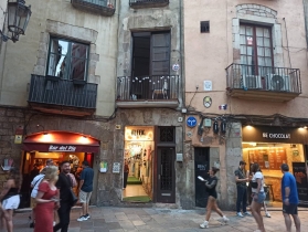 De cases d’artesans a blocs de pisos