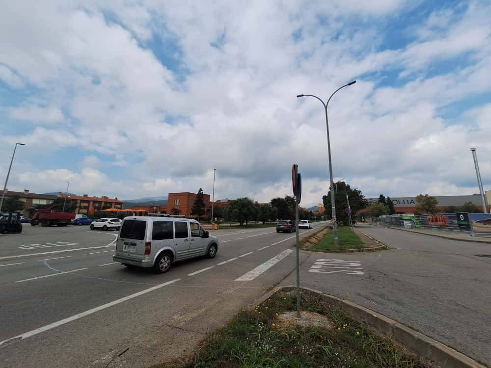 Castellar tindrà una nova rotonda entre el futur Esclat i els pisos de l'antiga Playtex