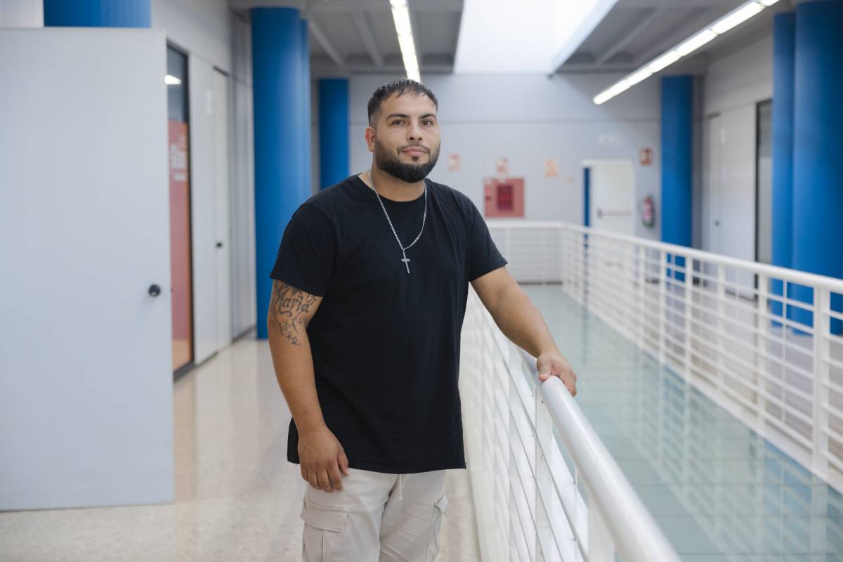 Jonathan Segura, beneficiari dels programes Incorpora de la Fundació la Caixa - FLC Jonathan Segura, beneficiari dels programes Incorpora de la Fundació la Caixa