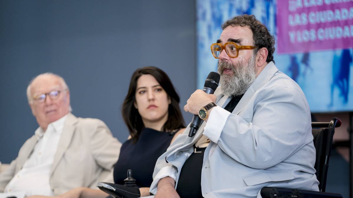 Avís de BComú a Bob Pop: si vol optar a l'alcaldia, s'ha de buscar una parella de candidatura