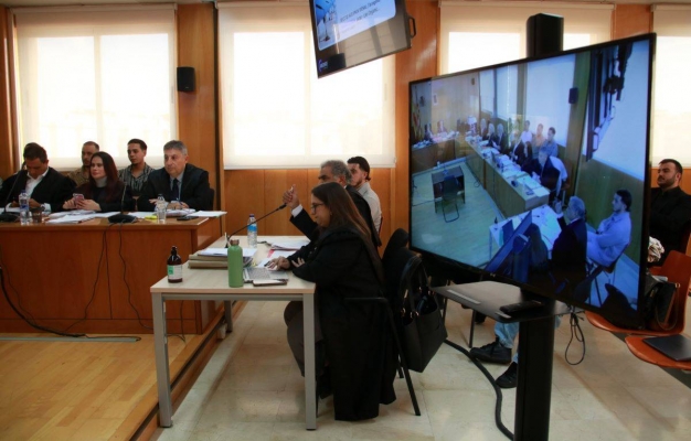 Fiscalia manté les peticions de 19 anys de presó per a set dels nou acusats de matar un home a Roquetes 