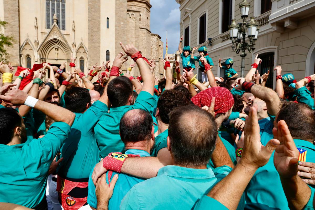Els Saballuts a la Plaça Sant Roc - JUANMA PELÁEZ Els Saballuts a la Plaça Sant Roc