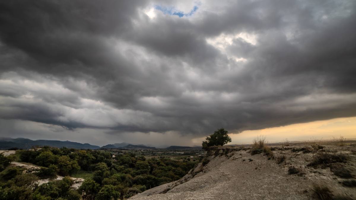 El temps d'aquest dilluns 20 d'octubre: pluja a més de 20 comarques i núvols arreu