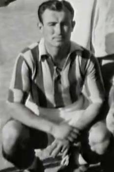 Nikos Godas amb la samarreta de l’Olympiacos
