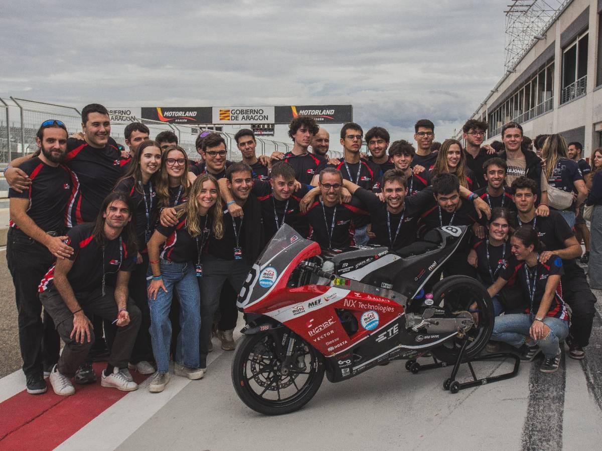 Motospirit reneix i es classifica al top-10 a MotorLand amb una moto construïda en 27 dies