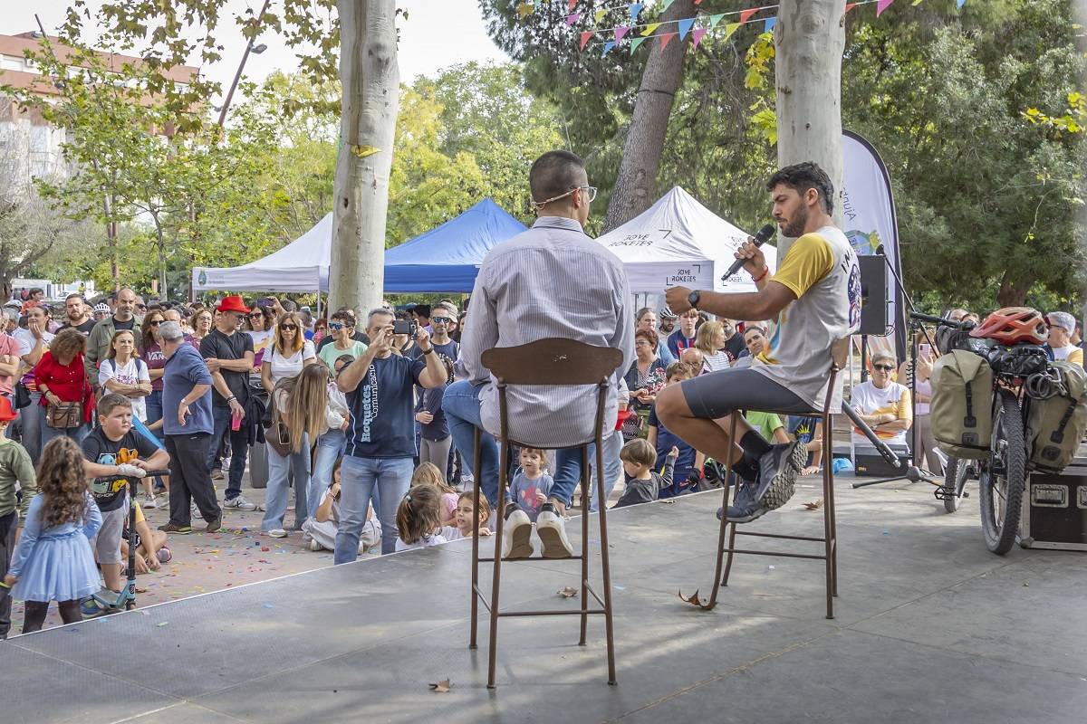 Retorn a casa amb la fita aconseguida: la volta al món en bicicleta i 30.000 euros per al projecte Emma