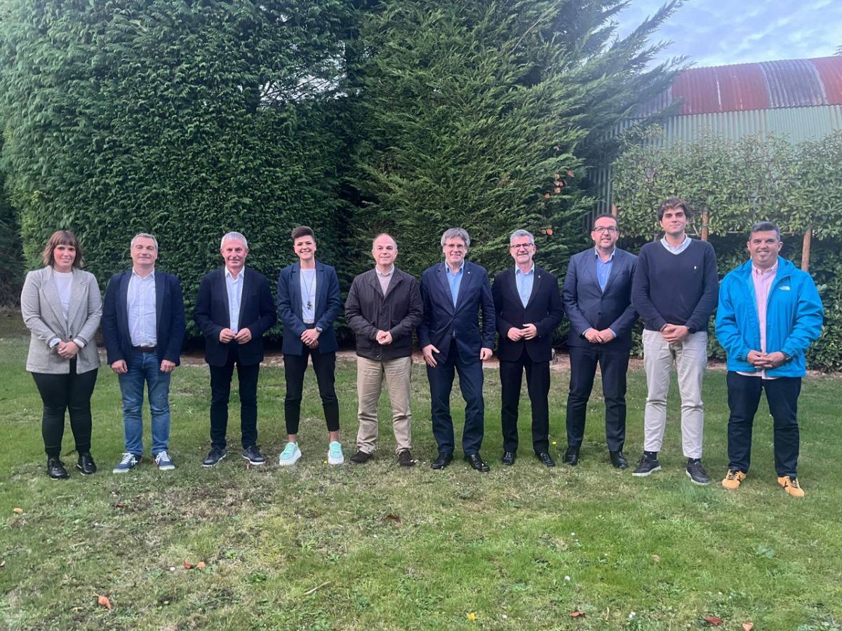 El «pla endreça» dels alcaldes de Junts marca el camí a Puigdemont