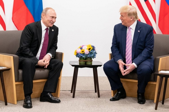 La Casa Blanca descarta ara una trobada imminent entre Trump i Putin