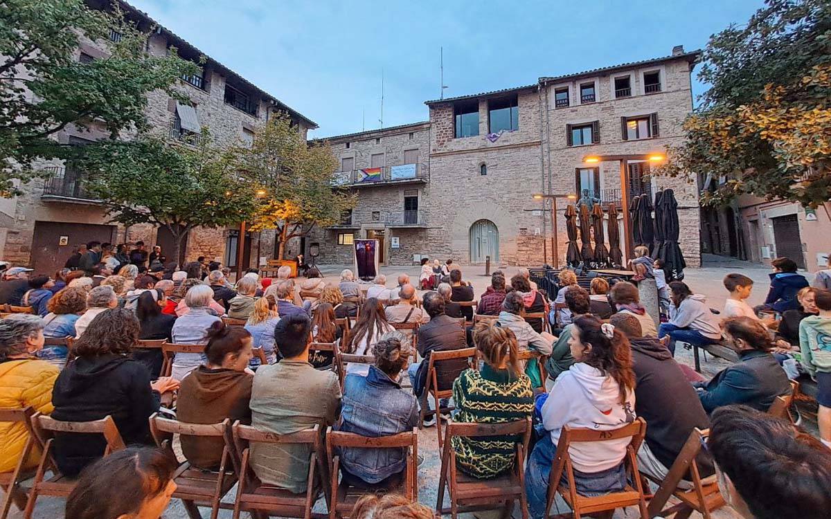 El Festival Test celebra 10 anys amb microespectacles a Santpedor i més de 160 espectadors